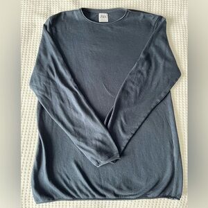 ZARA LIGHT SWEATER NAVY MEDIUM